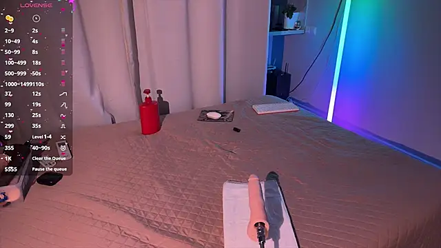 Snapshot of Walt_Enjoy chatting on November 26, 2025, 5:35 pm Walt Enjoy online show from November 26, 2025, 5:35 pm