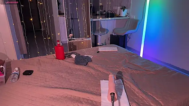 Snapshot of Walt_Enjoy chatting on December 3, 2025, 7:13 pm Walt Enjoy online show from December 3, 2025, 7:13 pm