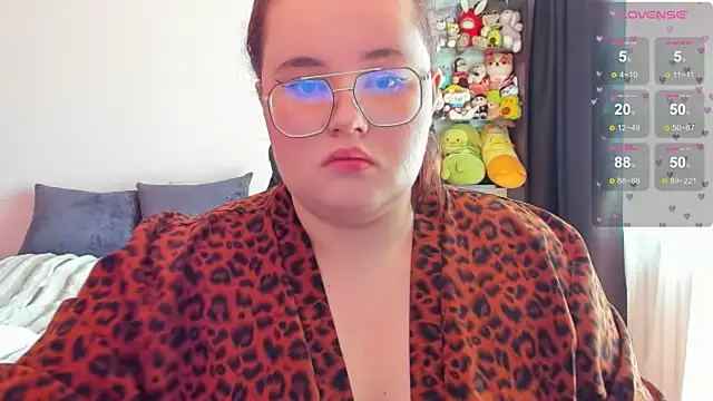 Snapshot of Jessica_Joy chatting on July 20, 2026, 6:32 am Jessica Joy online show from July 20, 2026, 6:32 am