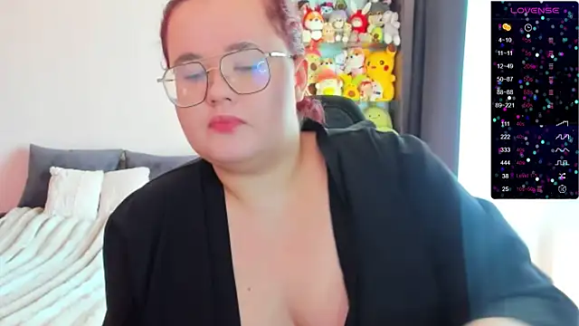 Snapshot of Jessica_Joy chatting on August 3, 2026, 6:32 am Jessica Joy online show from August 3, 2026, 6:32 am