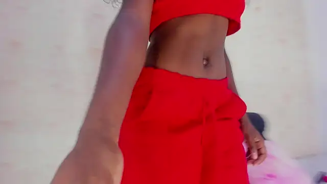 Snapshot of SARA_COLLIINS_ chatting on October 15, 2025, 7:55 pm SARA COLLIINS online show from October 15, 2025, 7:55 pm