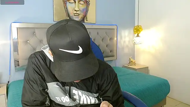 Snapshot of Jheidertwink chatting on January 28, 2025, 3:36 am Jheidertwink online show from January 28, 2025, 3:36 am