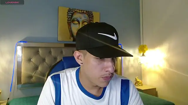 Snapshot of Jheidertwink chatting on January 27, 2025, 3:37 am Jheidertwink online show from January 27, 2025, 3:37 am