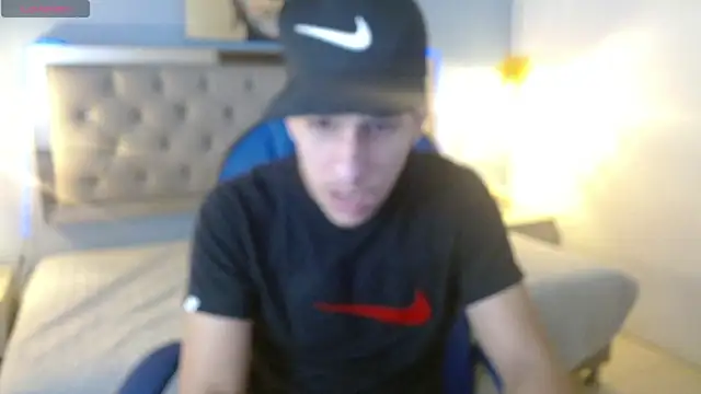 Snapshot of Jheidertwink chatting on January 25, 2025, 3:30 am Jheidertwink online show from January 25, 2025, 3:30 am