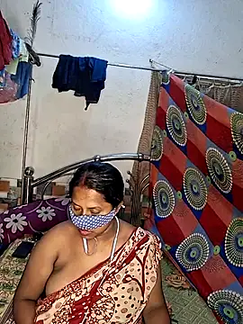 Snapshot of Real_Desi_Couple chatting on May 21, 2026, 6:27 pm Real Desi Couple online show from May 21, 2026, 6:27 pm