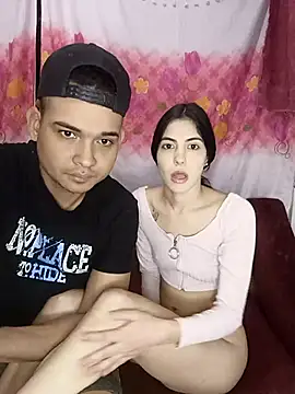 Snapshot of DanielaySeba chatting on February 15, 2025, 2:55 pm DanielaySeba online show from February 15, 2025, 2:55 pm