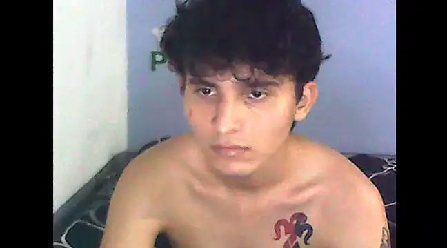 Snapshot of Charley_quin chatting on January 6, 2025, 3:31 am Charley quin online show from January 6, 2025, 3:31 am