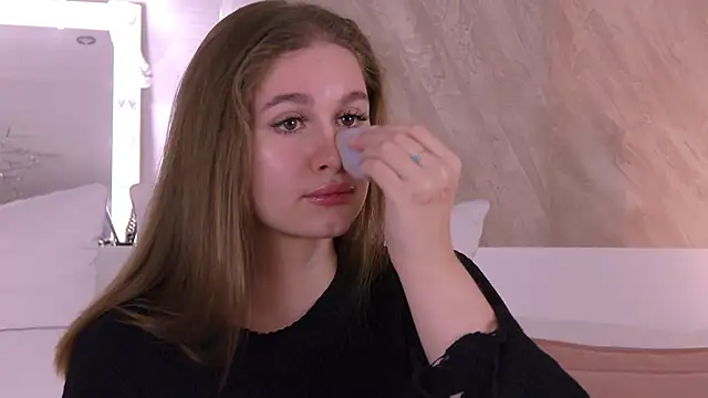 Snapshot of EllieHayes chatting on November 15, 2025, 6:12 pm EllieHayes online show from November 15, 2025, 6:12 pm