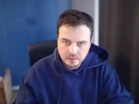 Snapshot of CuteMan33 chatting on February 2, 2026, 11:31 am CuteMan33 online show from February 2, 2026, 11:31 am