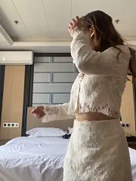 Snapshot of ChuChu1991 chatting on December 1, 2025, 5:52 am ChuChu1991 online show from December 1, 2025, 5:52 am