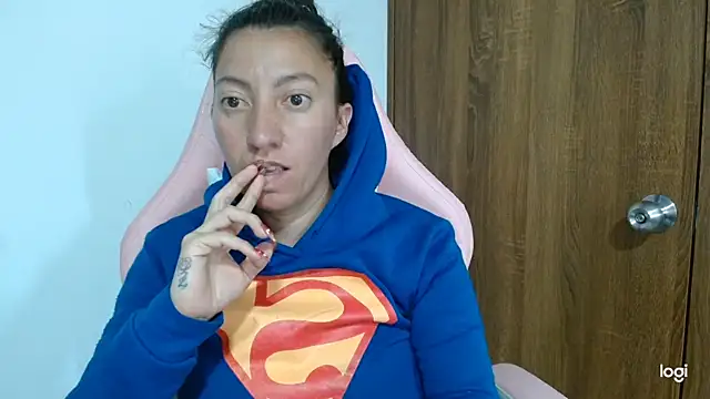 Snapshot of kaybabyhot chatting on October 2, 2025, 4:32 pm kaybabyhot online show from October 2, 2025, 4:32 pm