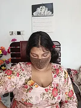Hot-Angel  online show from June 7, 2026, 3:34 am