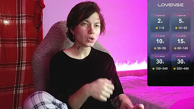 Snapshot of esajukyy chatting on November 7, 2025, 3:05 pm esajukyy online show from November 7, 2025, 3:05 pm