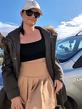 Samira-Summer online show from February 2, 2026, 1:10 pm