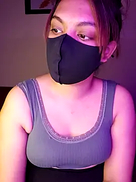 Snapshot of Olivia3 chatting on October 12, 2025, 10:55 pm Olivia3 online show from October 12, 2025, 10:55 pm