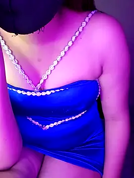 Olivia3 online show from March 4, 2025, 5:03 pm