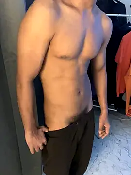 Snapshot of nick__yy chatting on October 21, 2025, 10:36 am nick yy online show from October 21, 2025, 10:36 am