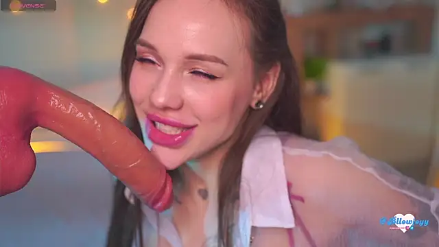 Snapshot of Bllowjoyy chatting on December 4, 2025, 6:56 am Bllowjoyy online show from December 4, 2025, 6:56 am