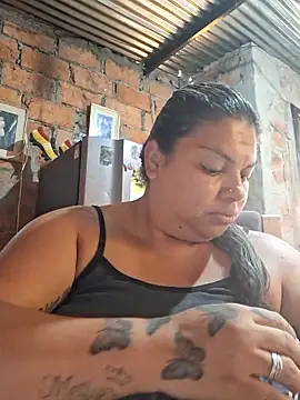 chubby sexy big tits online show from October 15, 2025, 11:51 am