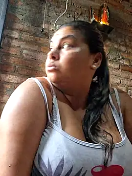 chubby sexy big tits online show from November 15, 2025, 12:20 pm