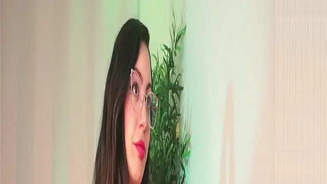 Kendal Mosk online show from April 29, 2026, 5:06 pm