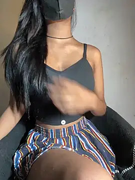 Teena girl online show from February 12, 2025, 9:33 pm