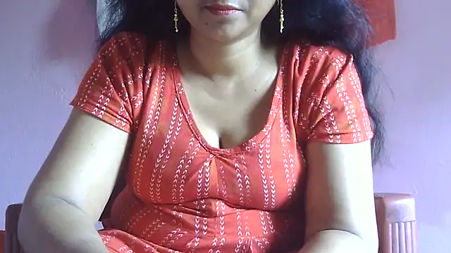 Snapshot of Suhana-sapna chatting on July 14, 2026, 4:28 am Suhana-sapna online show from July 14, 2026, 4:28 am