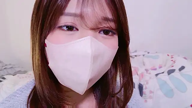 Snapshot of Runarunapi chatting on November 15, 2025, 2:43 pm Runarunapi online show from November 15, 2025, 2:43 pm