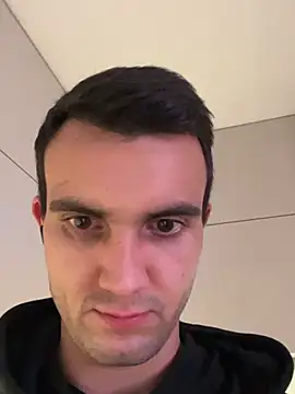 Snapshot of -yakimov- chatting on February 4, 2026, 1:22 am -yakimov- online show from February 4, 2026, 1:22 am