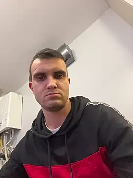 Snapshot of -yakimov- chatting on January 6, 2026, 4:22 pm -yakimov- online show from January 6, 2026, 4:22 pm