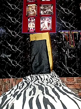 Snapshot of Charly_BC_Dirty chatting on September 18, 2025, 4:26 am Charly BC Dirty online show from September 18, 2025, 4:26 am