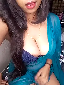 Snapshot of hinaa_khan chatting on November 15, 2025, 2:32 pm hinaa khan online show from November 15, 2025, 2:32 pm