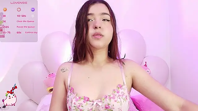 Snapshot of zoewillian chatting on November 27, 2025, 1:28 am zoewillian online show from November 27, 2025, 1:28 am