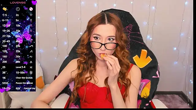 emily cline online show from October 13, 2025, 2:18 pm