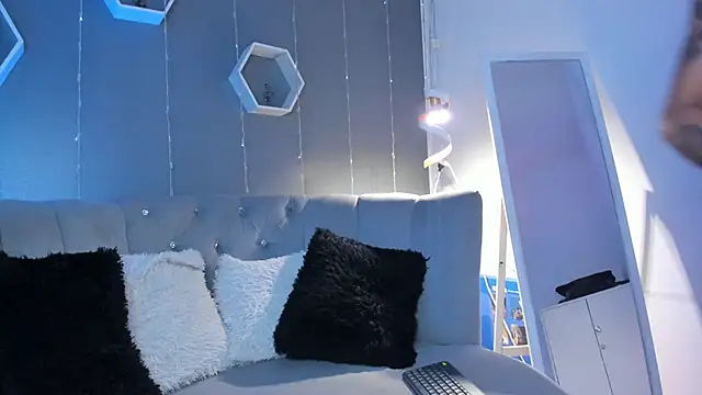 slutty venus online show from March 4, 2025, 2:38 am