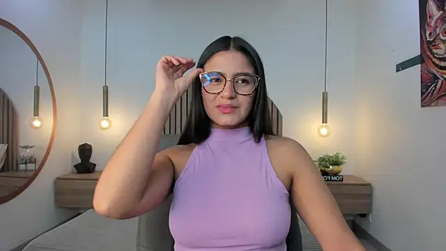 StefaBrown online show from October 14, 2025, 5:24 pm