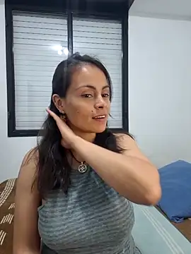 Snapshot of sweet_aphrodite69 chatting on October 17, 2025, 12:36 am sweet aphrodite69 online show from October 17, 2025, 12:36 am