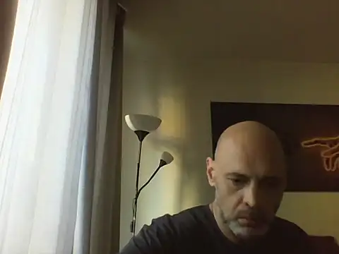 Avamereandmikel online show from November 28, 2025, 2:50 pm