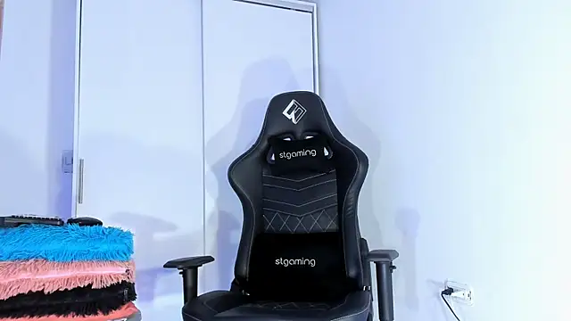 Snapshot of Dulce_smith_1 chatting on November 7, 2025, 11:52 pm Dulce smith 1 online show from November 7, 2025, 11:52 pm