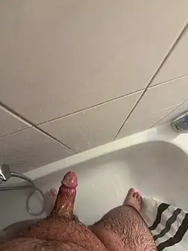 Snapshot of Loco42- chatting on December 2, 2025, 2:52 pm Loco42- online show from December 2, 2025, 2:52 pm