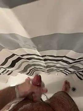 Snapshot of Loco42- chatting on November 3, 2025, 10:02 pm Loco42- online show from November 3, 2025, 10:02 pm