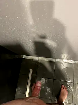 Snapshot of Loco42- chatting on October 12, 2025, 1:12 pm Loco42- online show from October 12, 2025, 1:12 pm