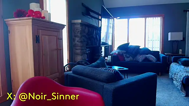 sinnernoir online show from March 14, 2026, 6:14 pm