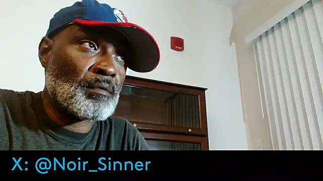 sinnernoir online show from July 28, 2026, 2:52 am