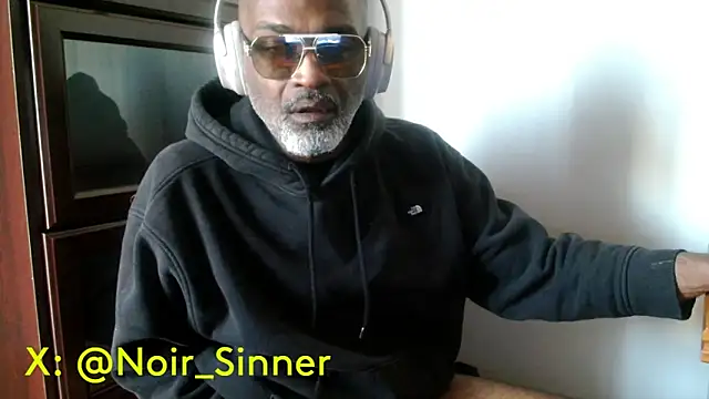 sinnernoir online show from May 4, 2026, 1:14 pm