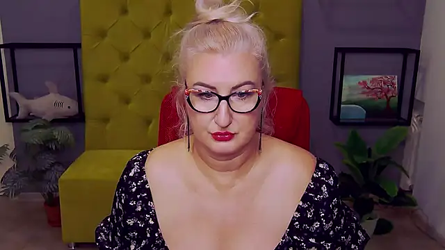 Snapshot of ChristyBrooks chatting on October 30, 2025, 1:31 pm ChristyBrooks online show from October 30, 2025, 1:31 pm