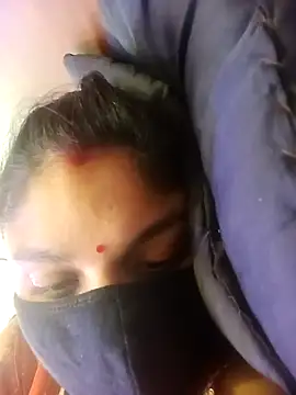 Cute-Aadhvita online show from November 27, 2025, 9:59 pm