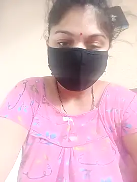 Cute-Aadhvita online show from April 29, 2026, 1:54 am