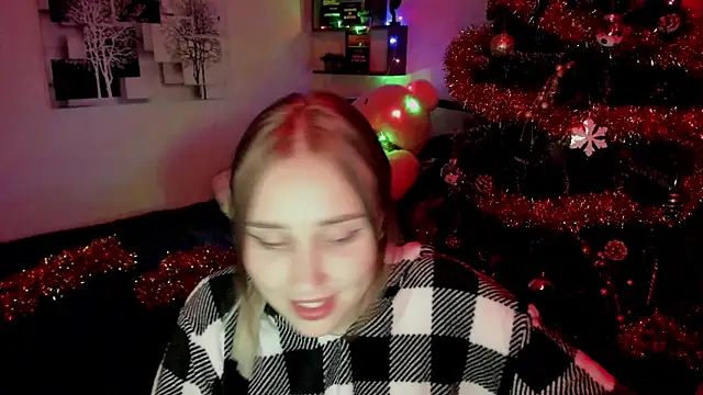 LinaTruly online show from December 21, 2024, 2:30 am