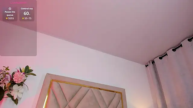 Snapshot of chloe_wilson7 chatting on November 14, 2025, 2:04 am chloe wilson7 online show from November 14, 2025, 2:04 am